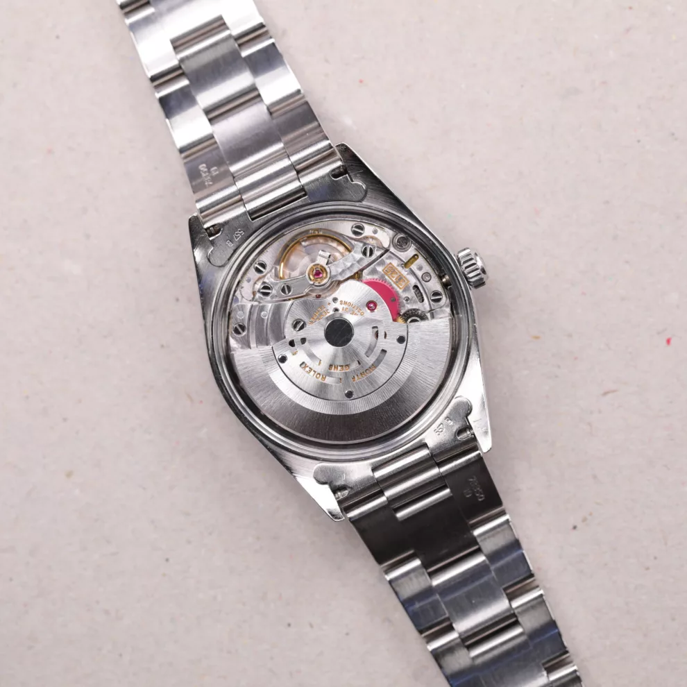 Rolex Oyster Perpetual Date – 15210