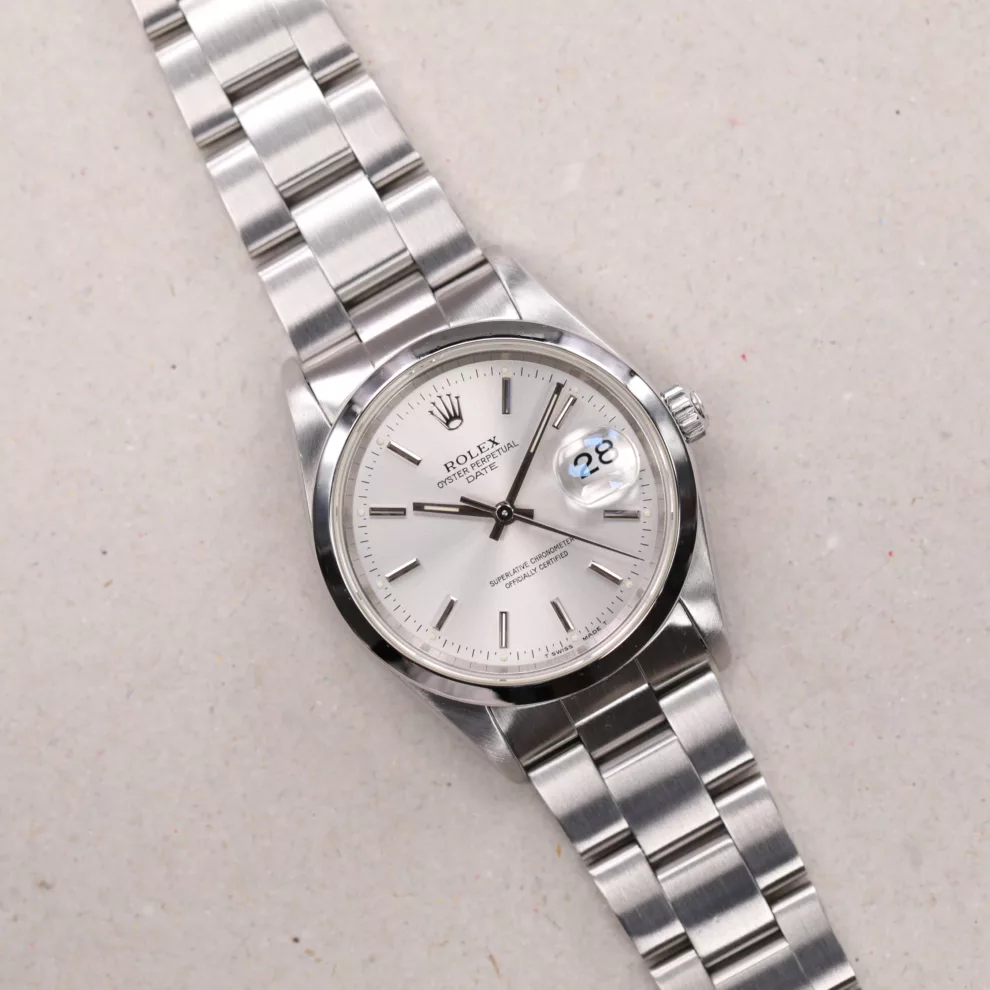 Rolex Oyster Perpetual Date - 15200