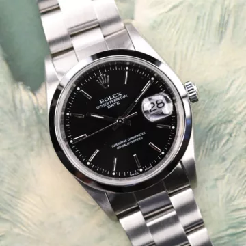 Rolex Oyster Perpetual Date - 15200