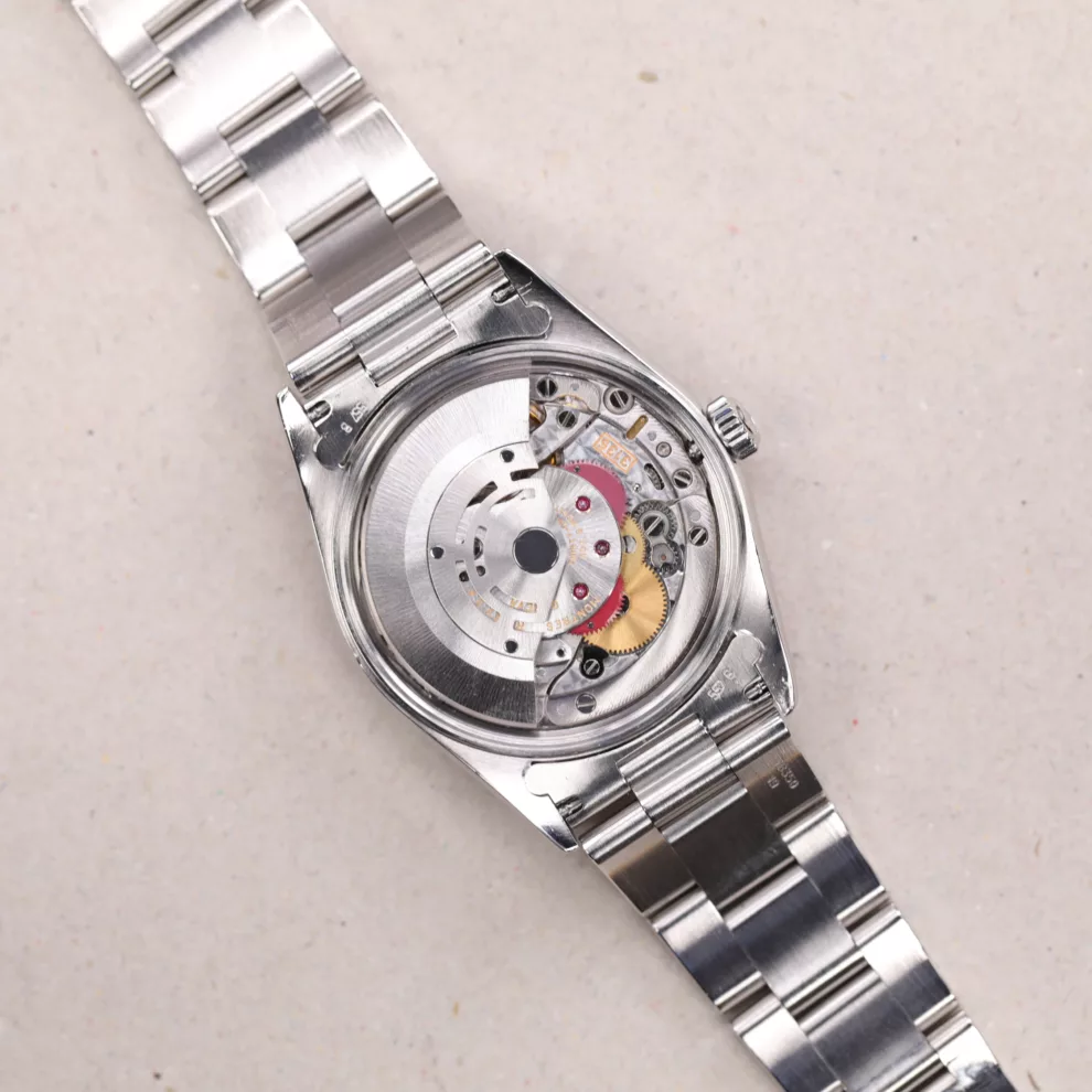 Rolex Oyster Perpetual Date - 15200