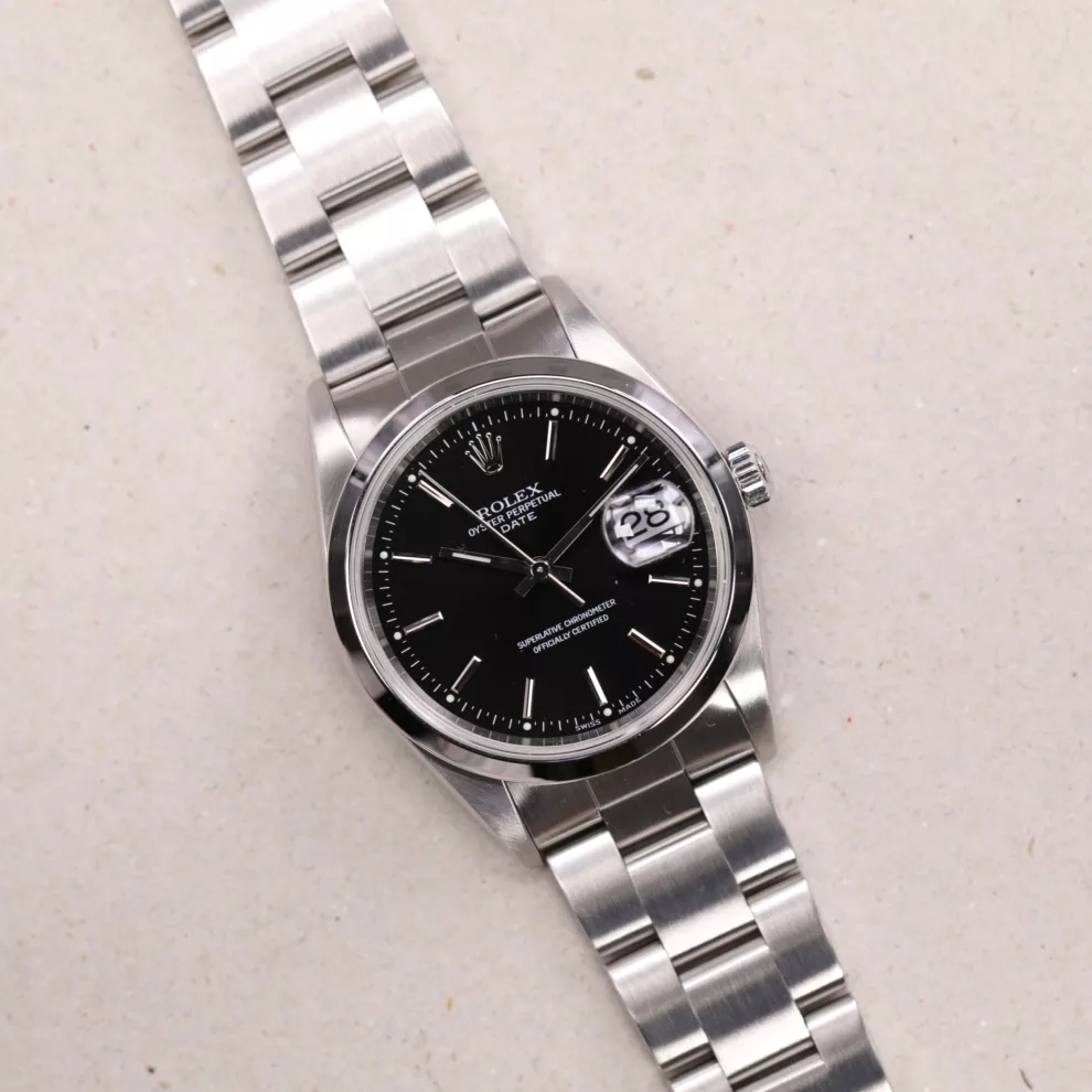 Rolex Oyster Perpetual Date - 15200